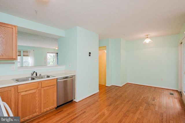 16 WHORL CT, Baltimore, MD 21221