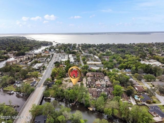 8863 AMALFI Court, Jacksonville, FL 32217