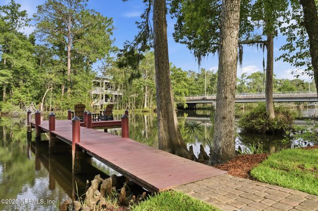 8863 AMALFI Court, Jacksonville, FL 32217