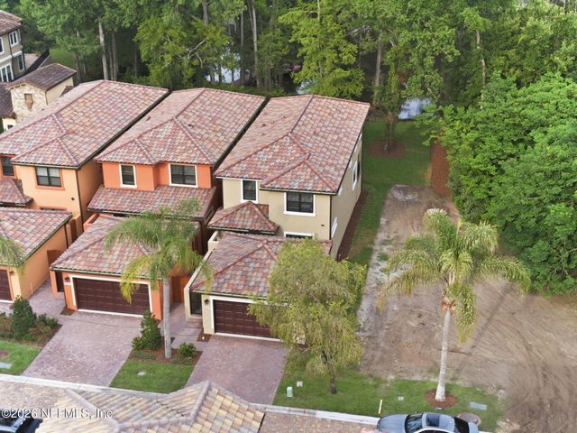 8863 AMALFI Court, Jacksonville, FL 32217