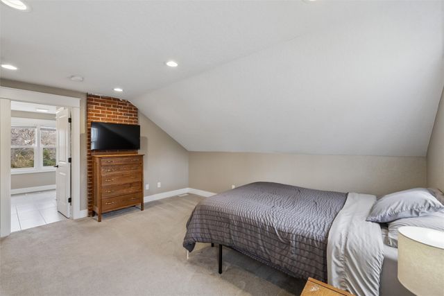 1407 41st Place, Des Moines, IA 50311