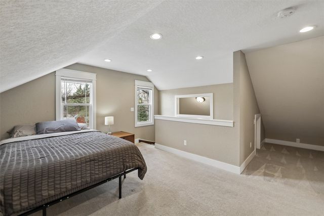 1407 41st Place, Des Moines, IA 50311