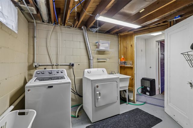 1407 41st Place, Des Moines, IA 50311