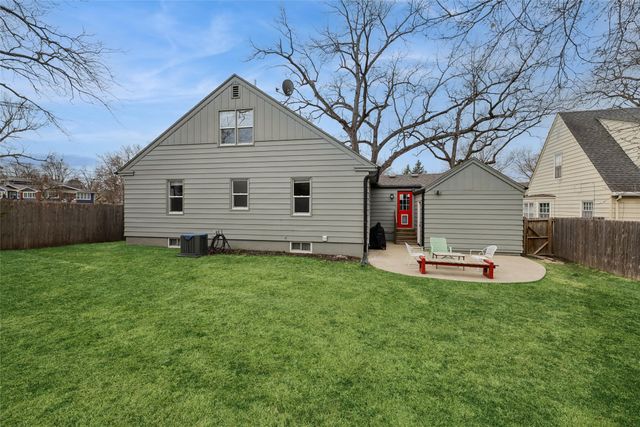 1407 41st Place, Des Moines, IA 50311