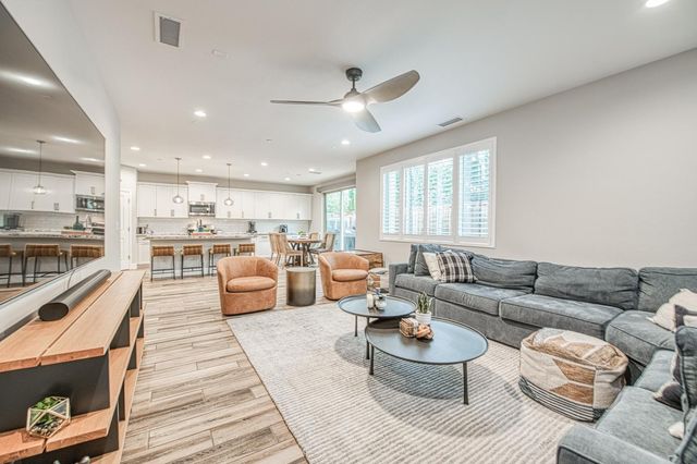 4435 Horizon Drive, Madera, CA 93636