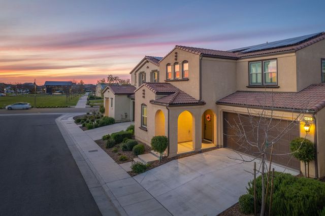 4435 Horizon Drive, Madera, CA 93636