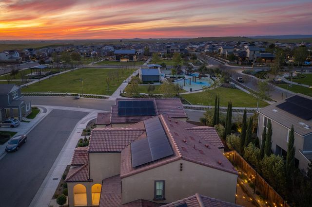 4435 Horizon Drive, Madera, CA 93636