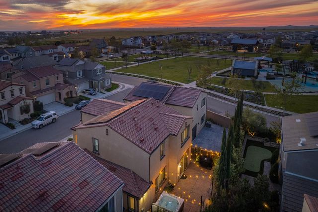 4435 Horizon Drive, Madera, CA 93636