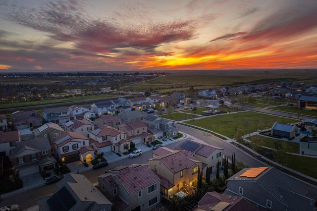 4435 Horizon Drive, Madera, CA 93636