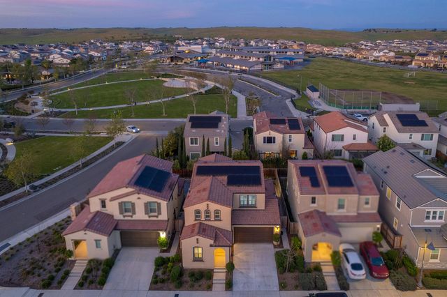 4435 Horizon Drive, Madera, CA 93636