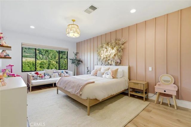 24011 Alder Place, Calabasas, CA 91302