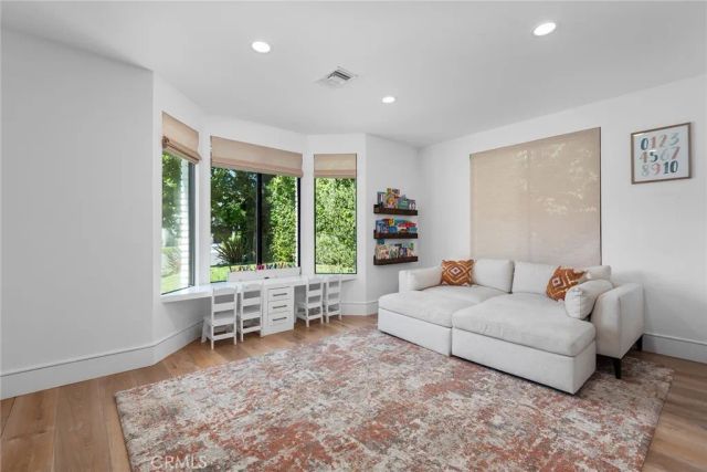 24011 Alder Place, Calabasas, CA 91302