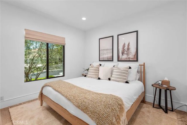 24011 Alder Place, Calabasas, CA 91302