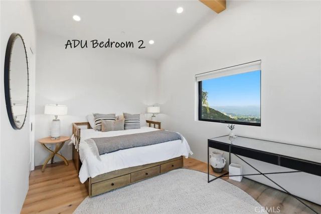 24011 Alder Place, Calabasas, CA 91302