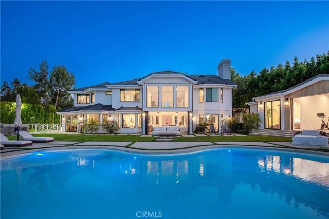24011 Alder Place, Calabasas, CA 91302