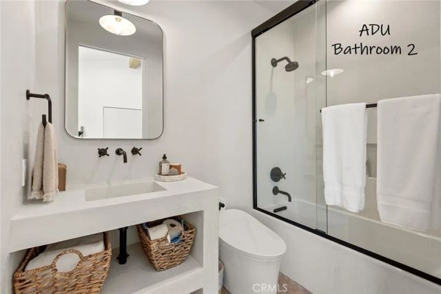 24011 Alder Place, Calabasas, CA 91302
