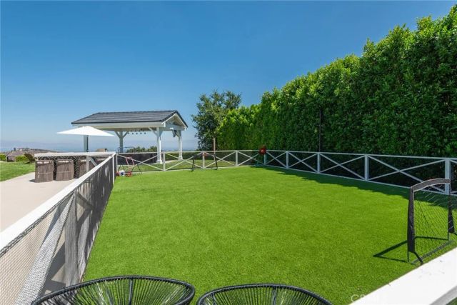 24011 Alder Place, Calabasas, CA 91302