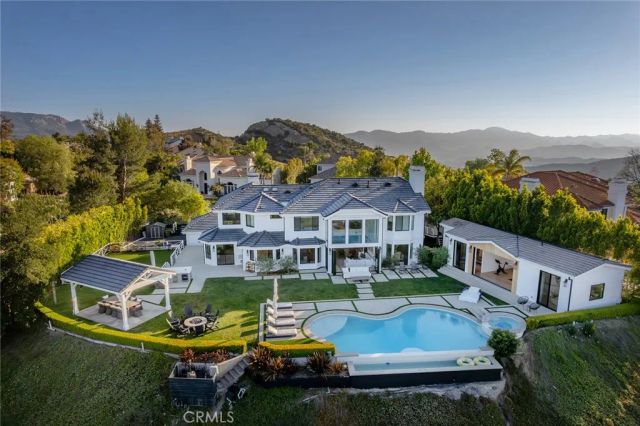 24011 Alder Place, Calabasas, CA 91302