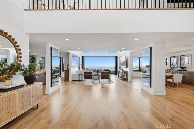 24011 Alder Place, Calabasas, CA 91302