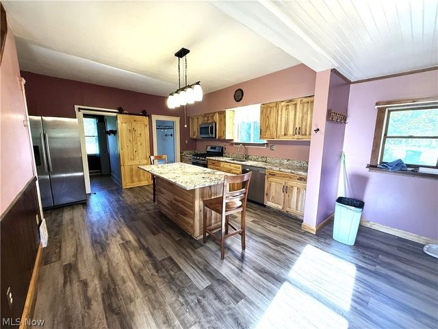 10302 State Road, North Royalton, OH 44133