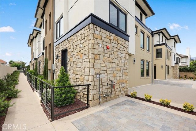 832 Sunset B, Arcadia, CA 91007