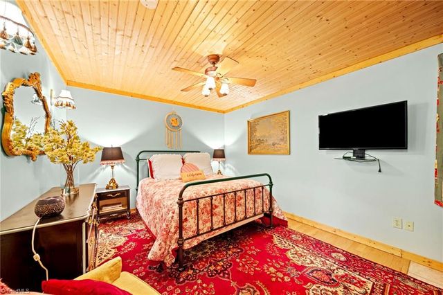 1902 Brown Road, Sparta, NC 28675