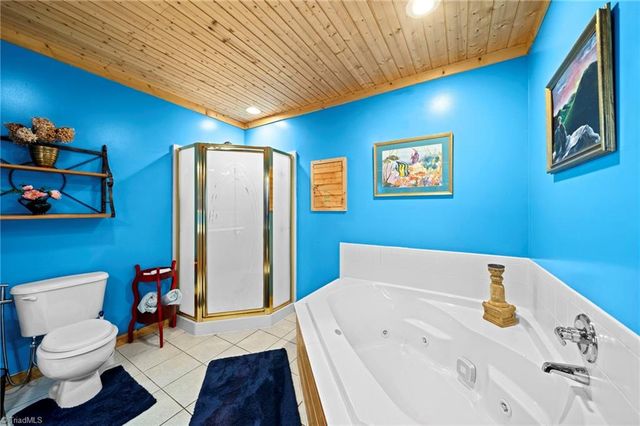 1902 Brown Road, Sparta, NC 28675