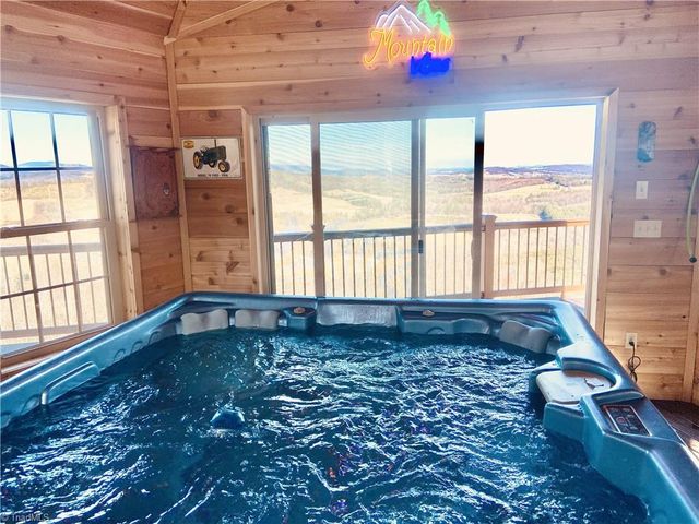 1902 Brown Road, Sparta, NC 28675