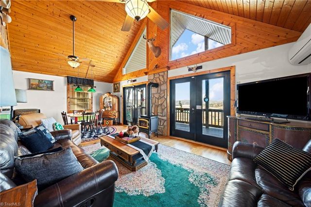 1902 Brown Road, Sparta, NC 28675