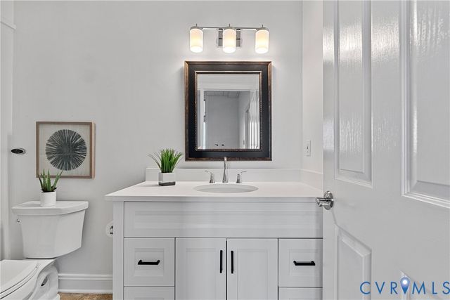 5304 Beechwood Point Ct, Midlothian, VA 23112