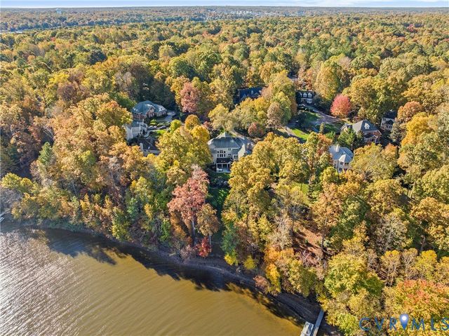 5304 Beechwood Point Ct, Midlothian, VA 23112