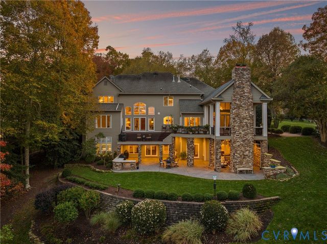 5304 Beechwood Point Ct, Midlothian, VA 23112