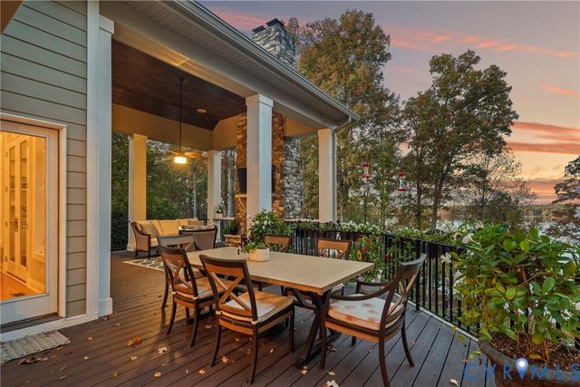 5304 Beechwood Point Ct, Midlothian, VA 23112