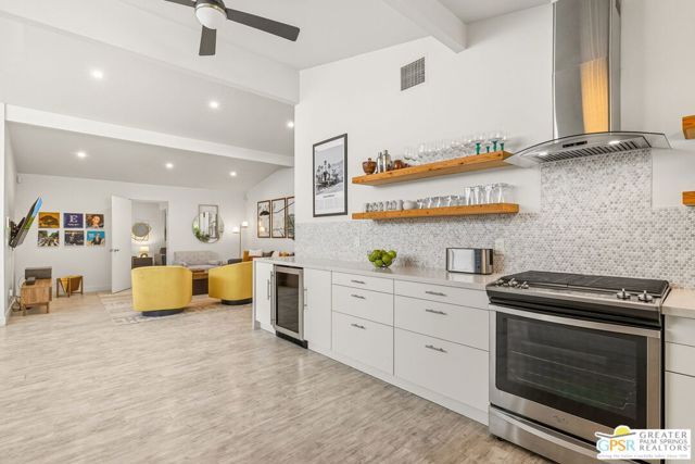 547 N Sunrise Way, Palm Springs, CA 92262