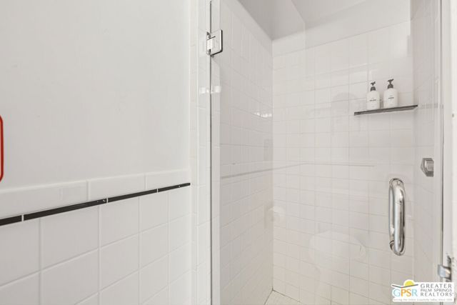 547 N Sunrise Way, Palm Springs, CA 92262