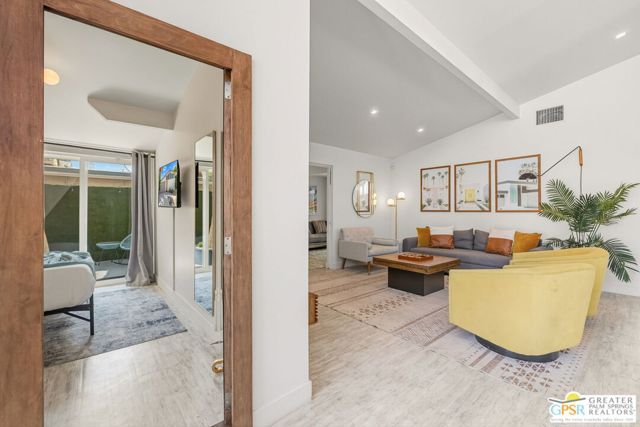 547 N Sunrise Way, Palm Springs, CA 92262