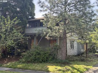 1410 E 20TH Ave, Eugene, OR 97403