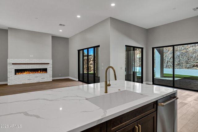 4328 N KATMAI Street, Mesa, AZ 85215