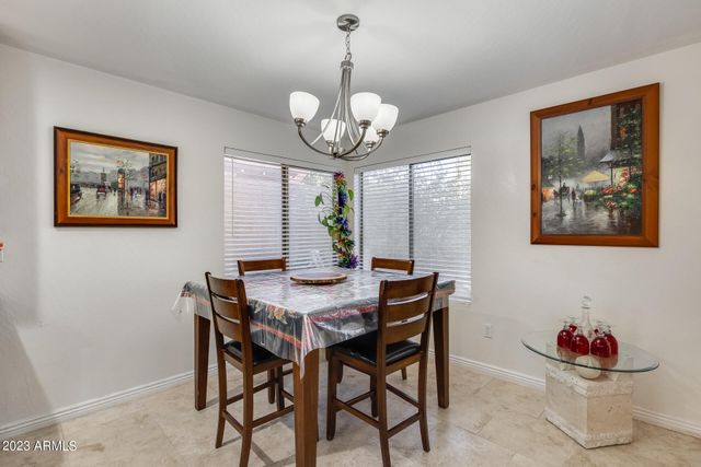 2022 E WAHALLA Lane, Phoenix, AZ 85024