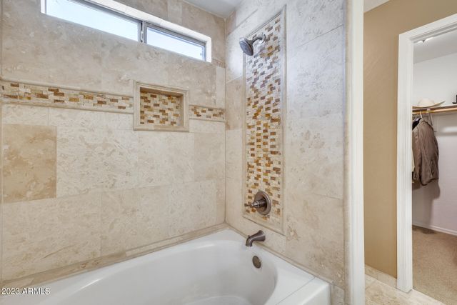 2022 E WAHALLA Lane, Phoenix, AZ 85024