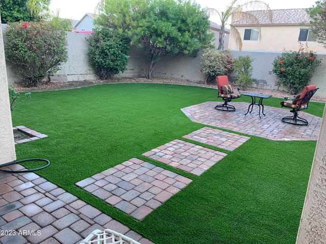 2022 E WAHALLA Lane, Phoenix, AZ 85024