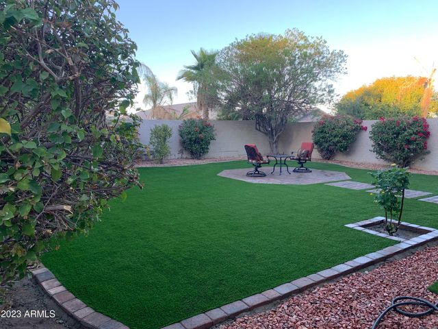 2022 E WAHALLA Lane, Phoenix, AZ 85024