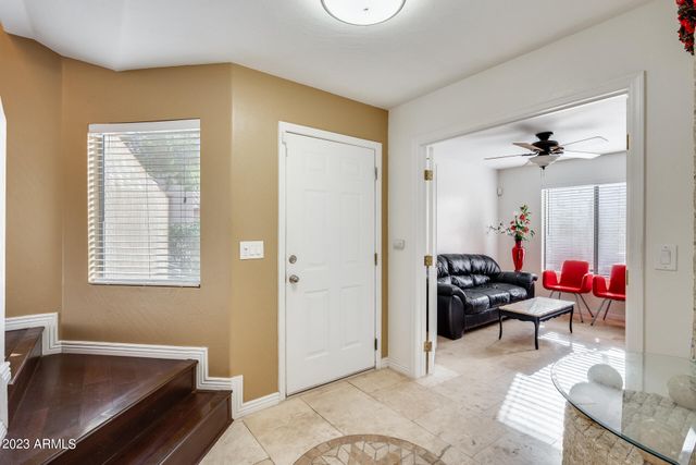 2022 E WAHALLA Lane, Phoenix, AZ 85024