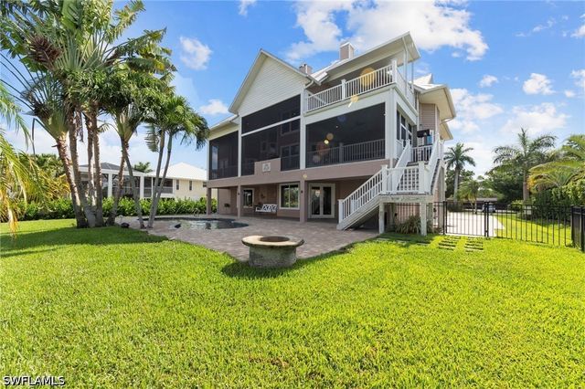 18130 Parkridge CT, Fort Myers, FL 33908