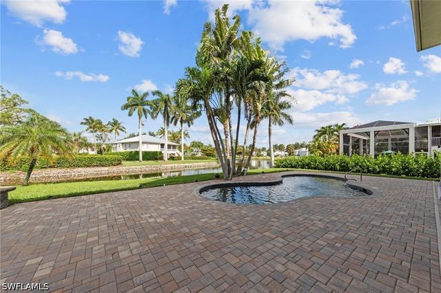 18130 Parkridge CT, Fort Myers, FL 33908