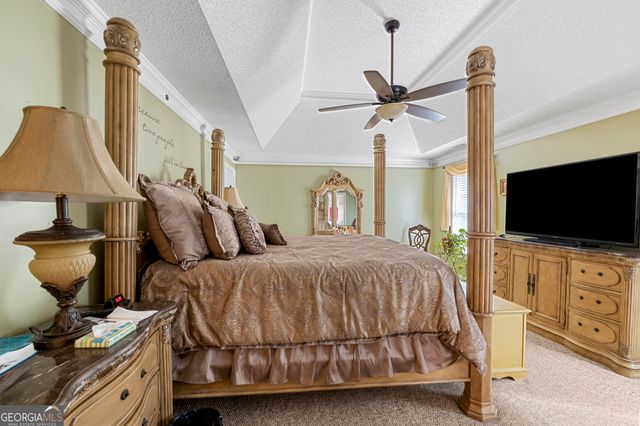 2104 Crest Wood Drive, Conyers, GA 30094