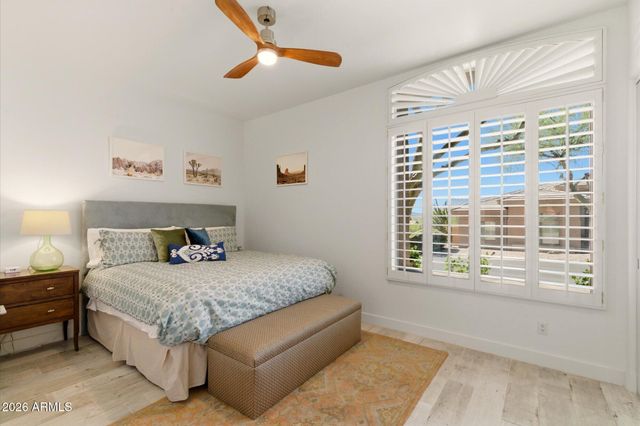 13778 E CHARTER OAK Drive, Scottsdale, AZ 85259