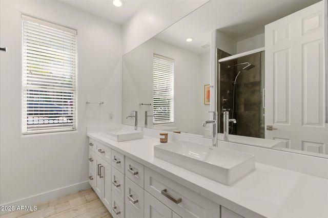 13778 E CHARTER OAK Drive, Scottsdale, AZ 85259