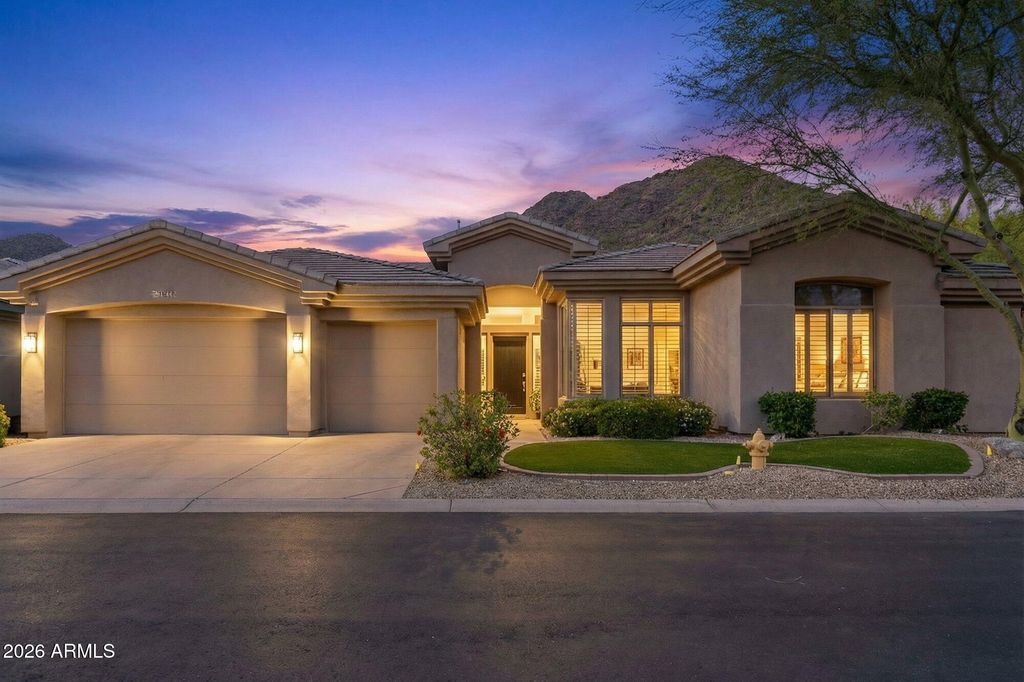 Image 2 of property listing at 13778 E CHARTER OAK Drive, Scottsdale, AZ 85259