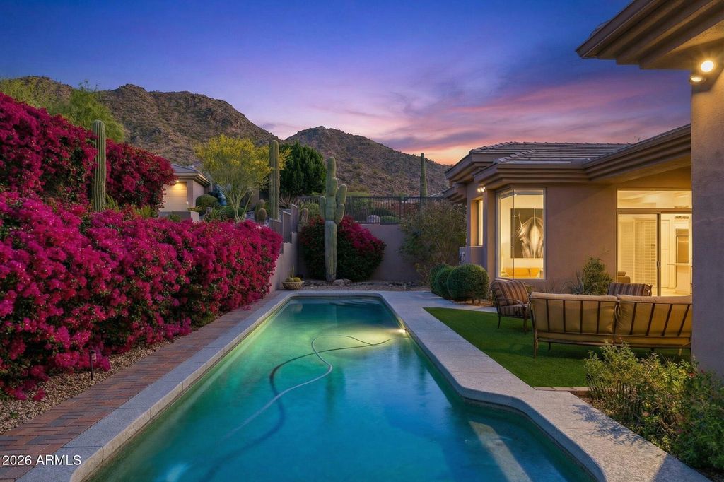 Image 4 of property listing at 13778 E CHARTER OAK Drive, Scottsdale, AZ 85259